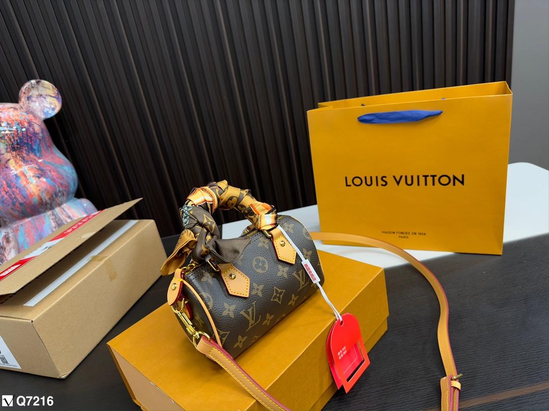 Replica Louis Vuitton Bag 16*10CM