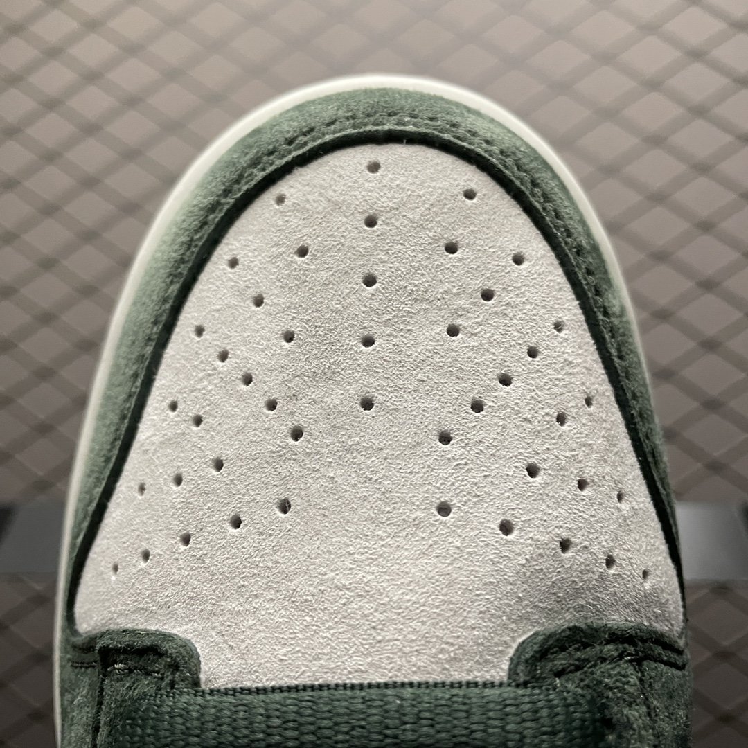 Replica Nike Dunk SB Shoe Otomo Katsuhiro x Nike SB Dunk Low Steamboy OST  _02794