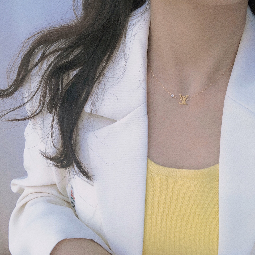 Replica LOUIS VUITTON Necklace