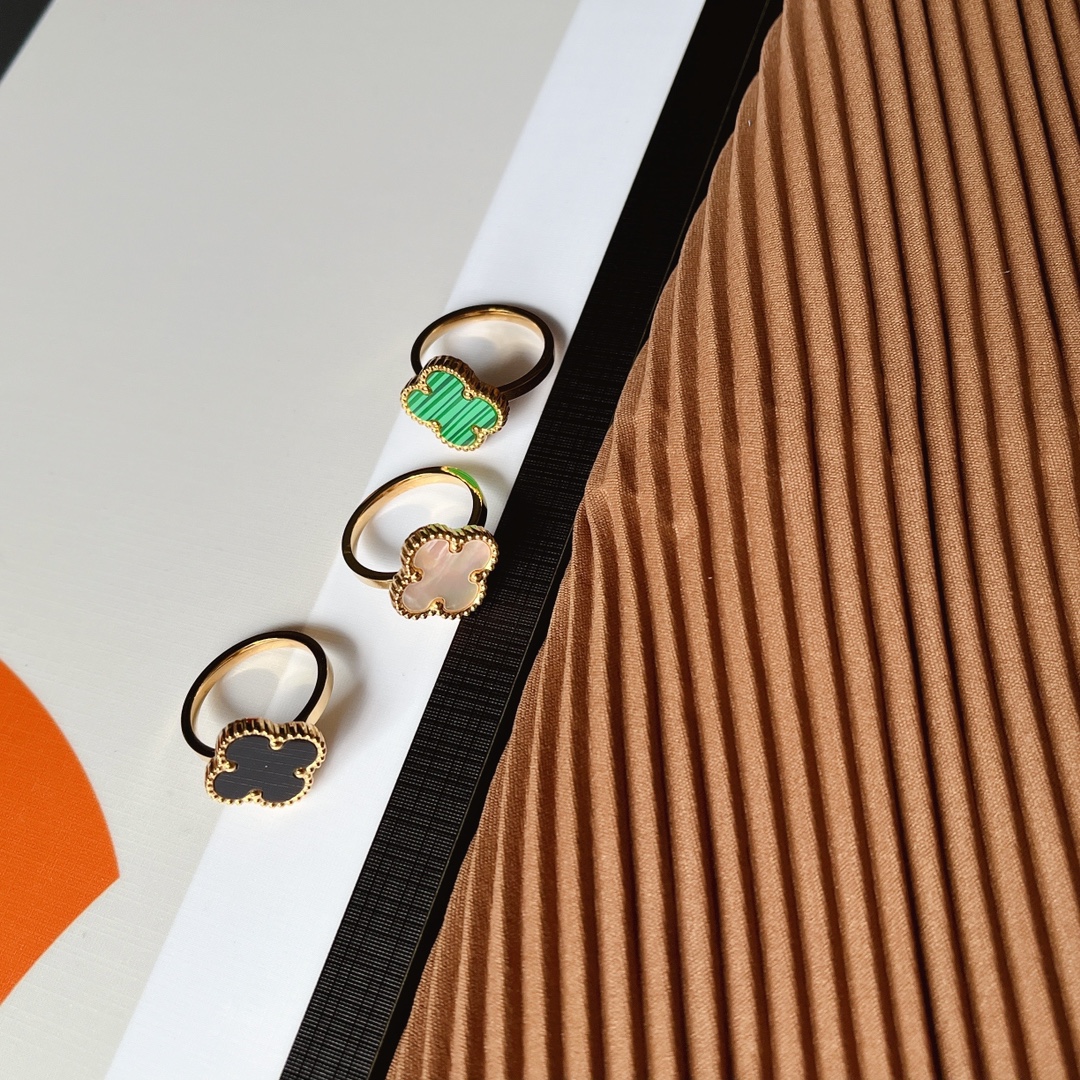 Replica VanCleef Arpels Ring