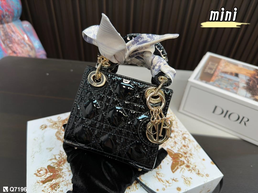 Replica Dior Bag 12*11CM