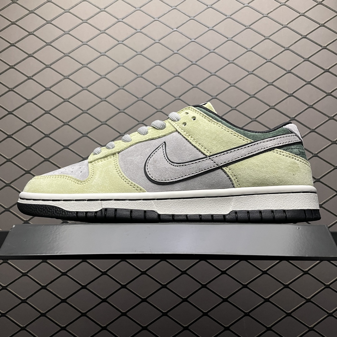Replica Nike Dunk SB Shoe Otomo Katsuhiro x NK SB Dunk Low LF0039-036 Size 36-47.5