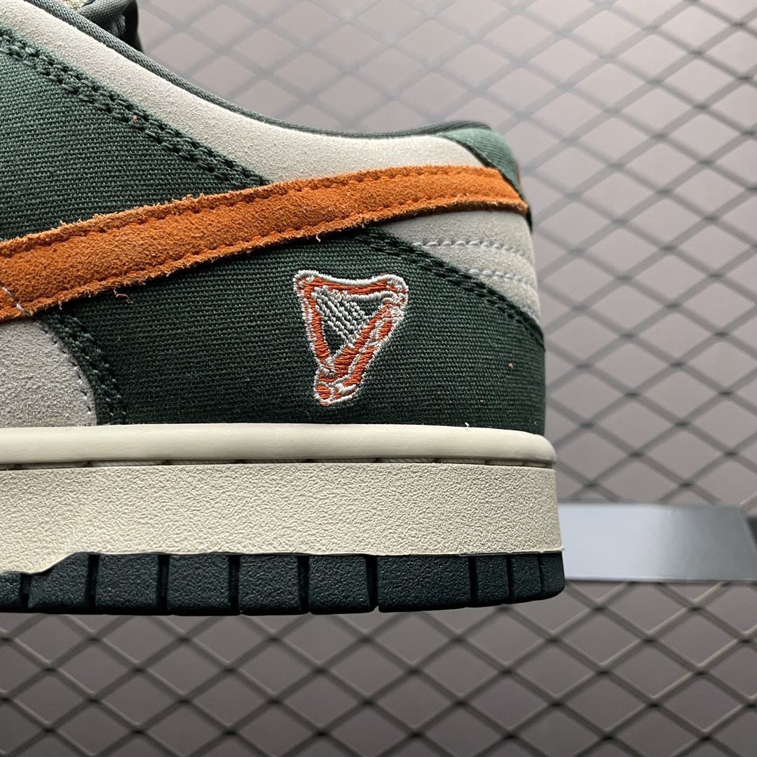 Replica Nike Dunk SB Shoe Nike SB Dunk Low Eire 304292-185 Size 40-47.5
