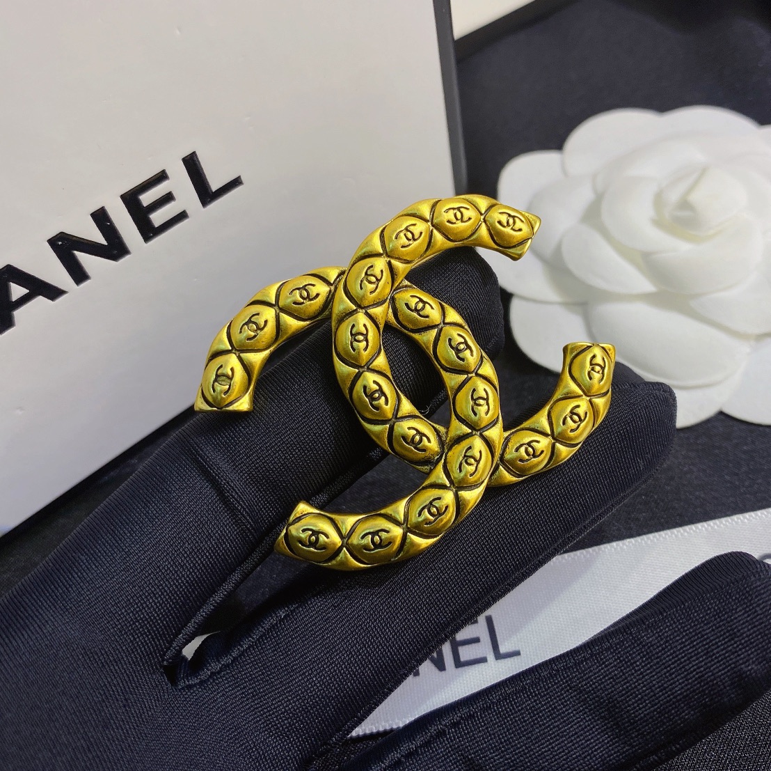 Replica CHANEL Brooch