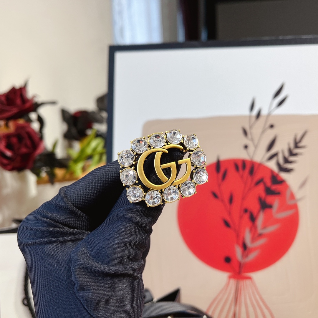 Replica GUCCI Brooch