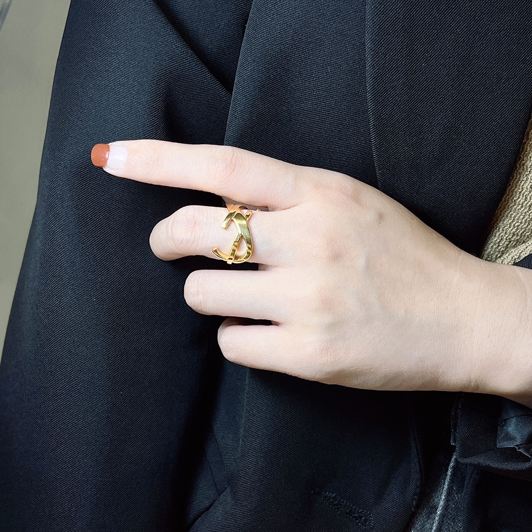 Replica YSL Ring