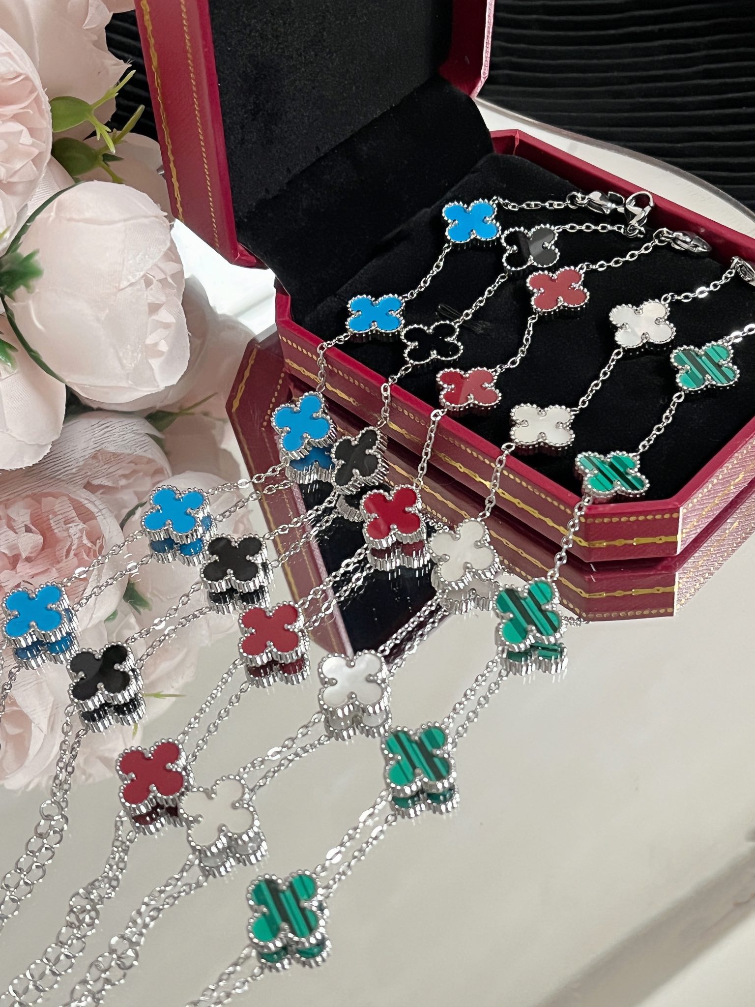 Replica VanCleef Arpels Bracelet