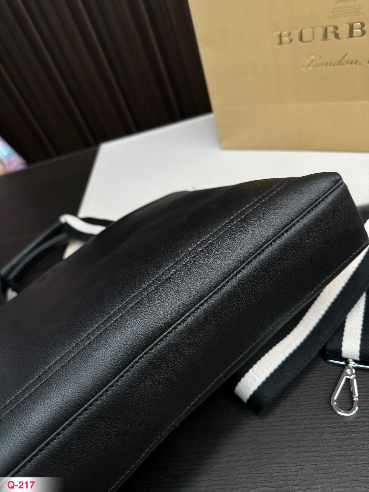 Replica Burberry Bag 28*38CM