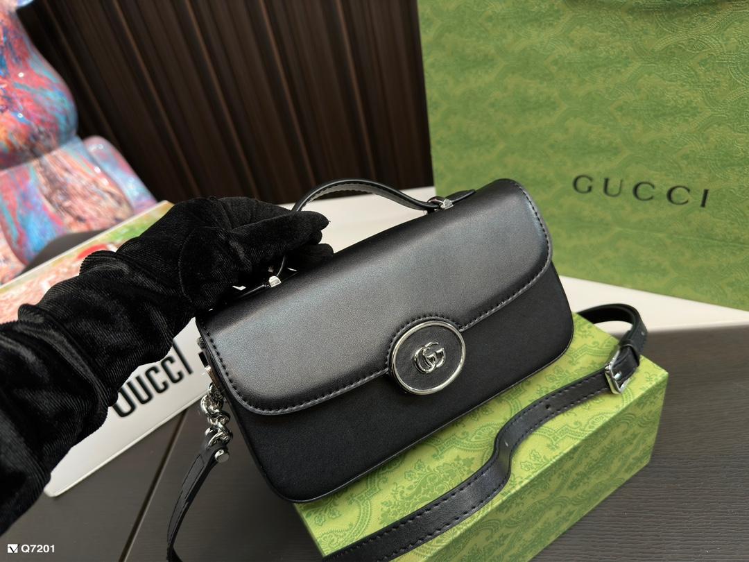Replica Gucci Bag 22*11CM