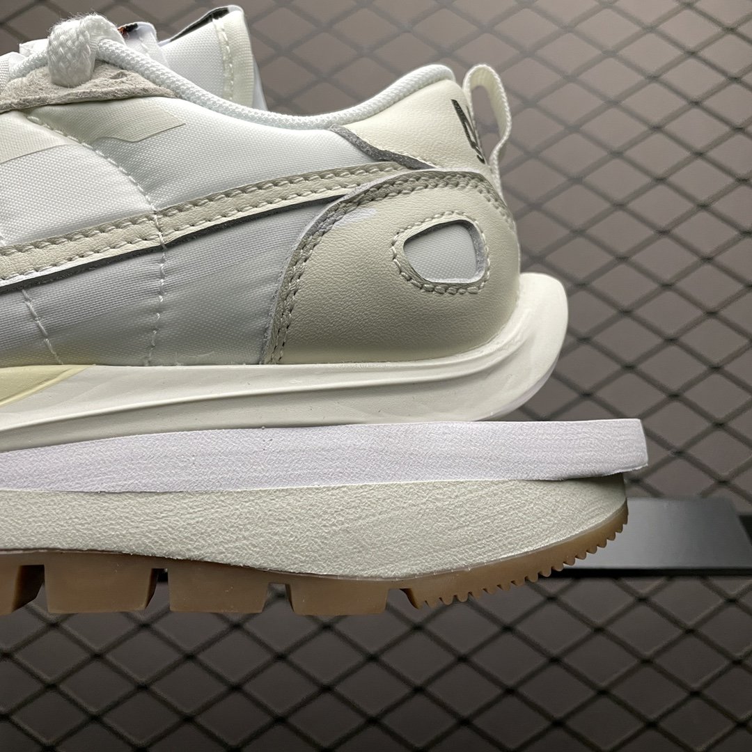 Replica Nike Shoe Sacai X Nike Vaporwaffle 3.0 DD1875-100 36-46