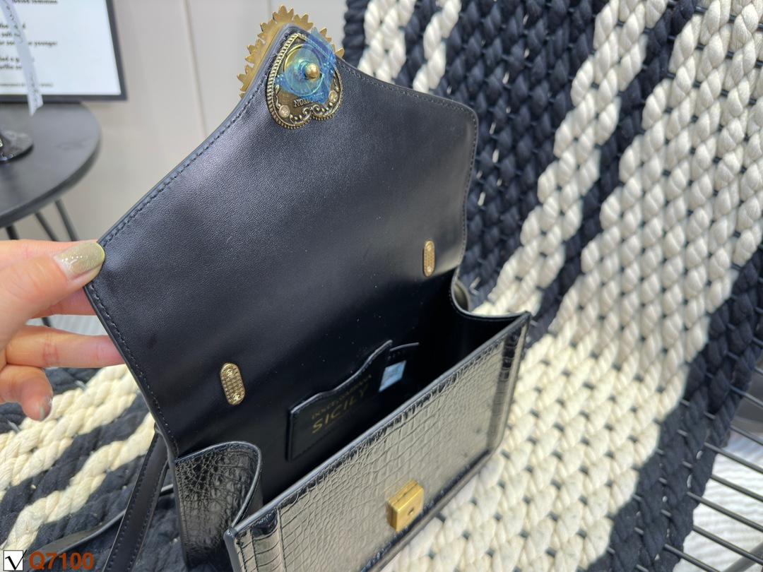 Replica Dolce Gabbana Bag 20*10*17CM