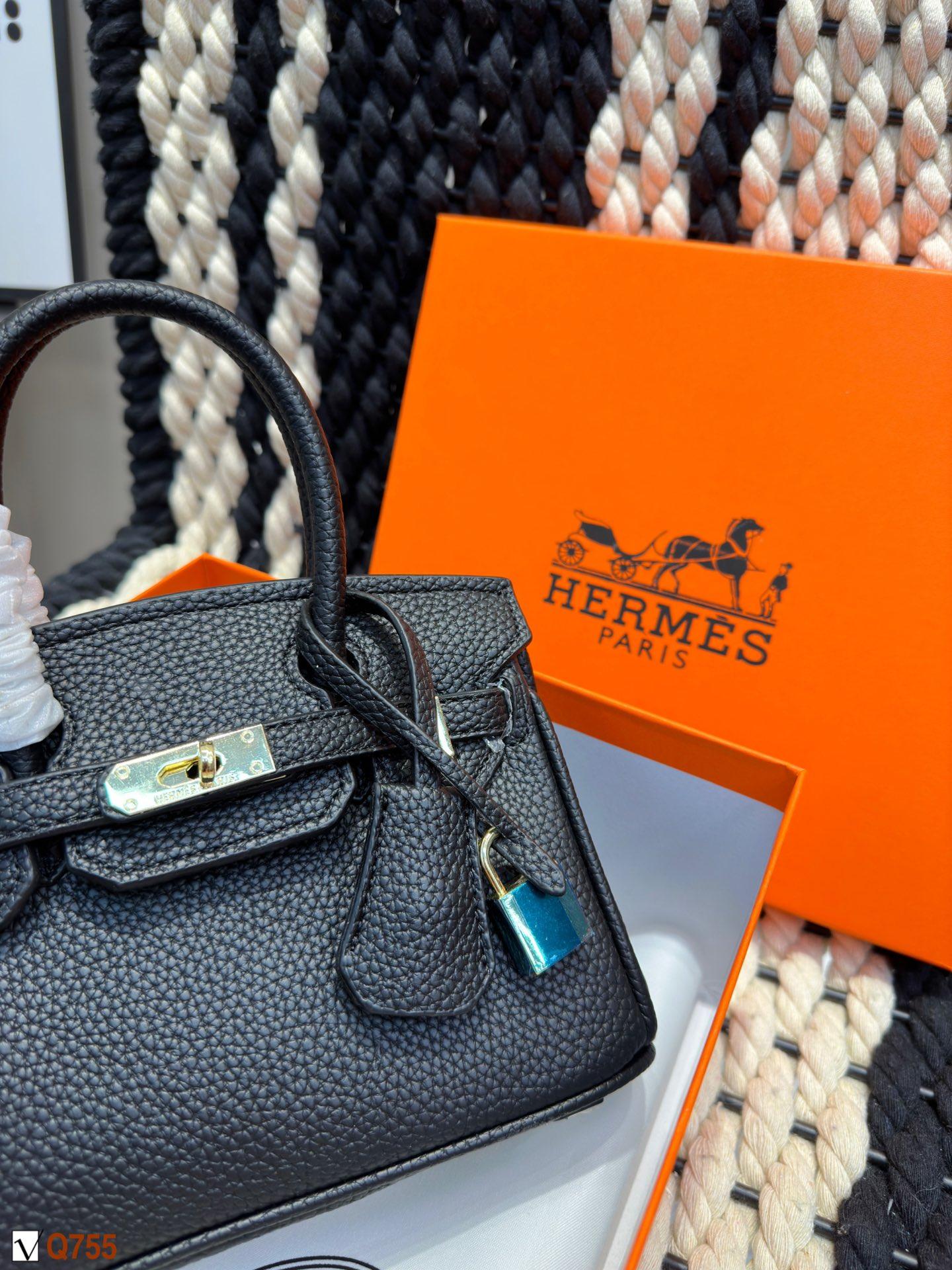 Replica Hermes Bag  20CM