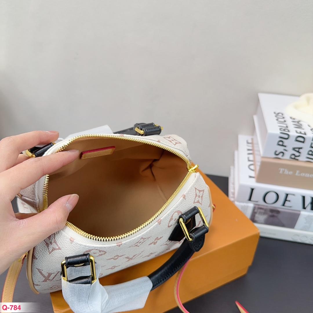 Replica Louis Vuitton Bag 20*14CM/25*18CM