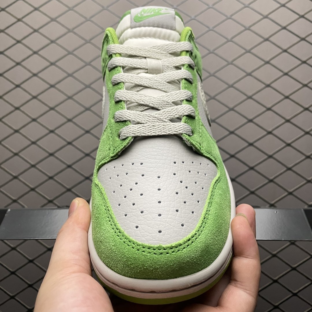 Replica Nike Dunk SB Shoe Nike Dunk Low Safari Swoosh DR0156-300 Size 36-47.5