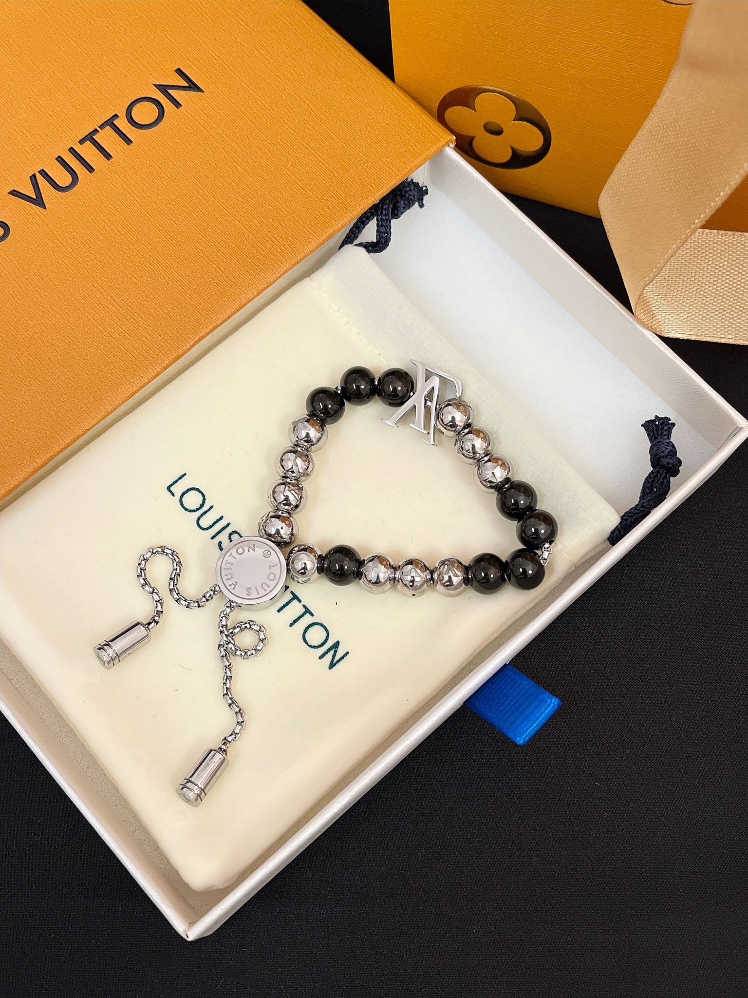 Replica LOUIS VUITTON Bracelet