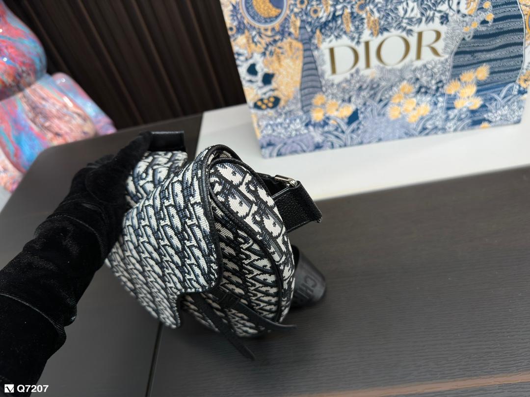 Replica Dior Bag 18*25CM