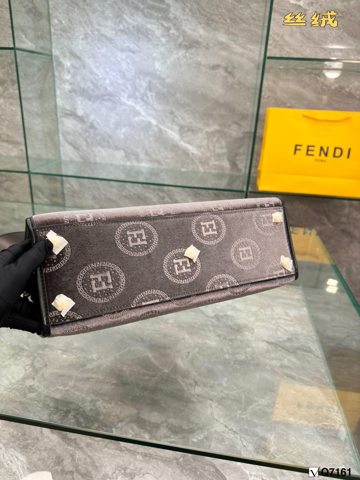 Replica Fendi Bag 35*30 CM