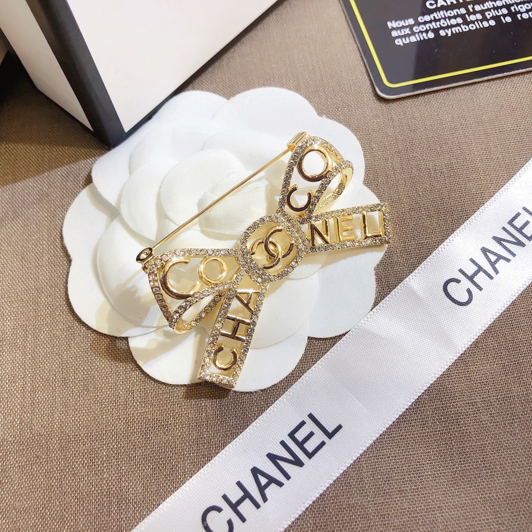 Replica CHANEL Brooch