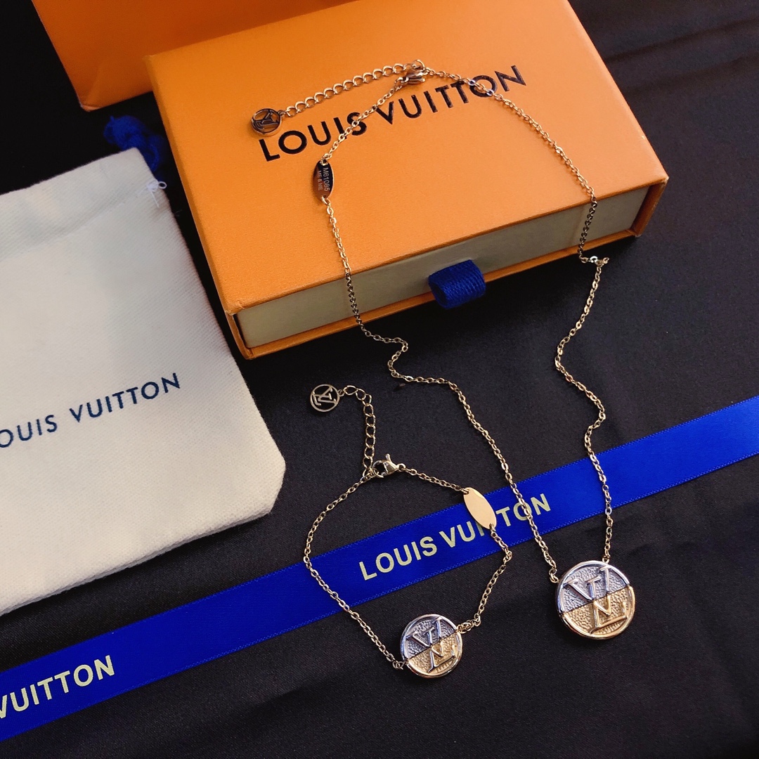 Replica LOUIS VUITTON Necklace