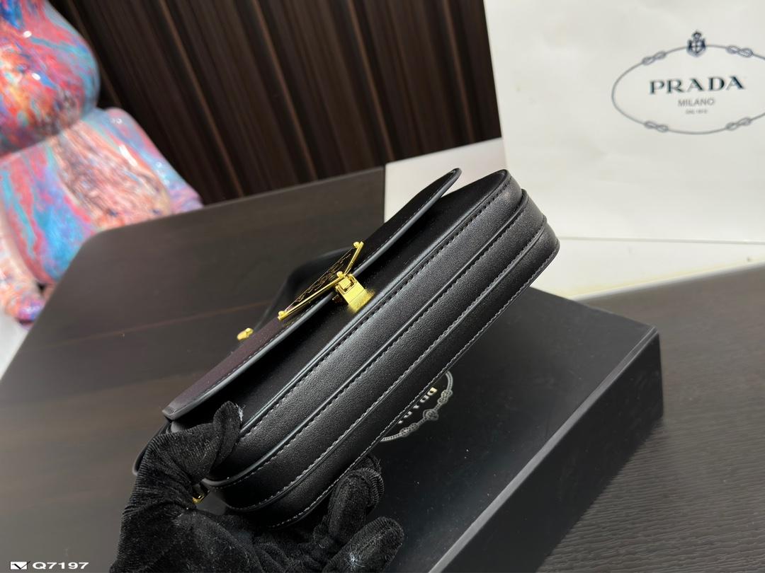 Replica Prada Bag 21*13CM