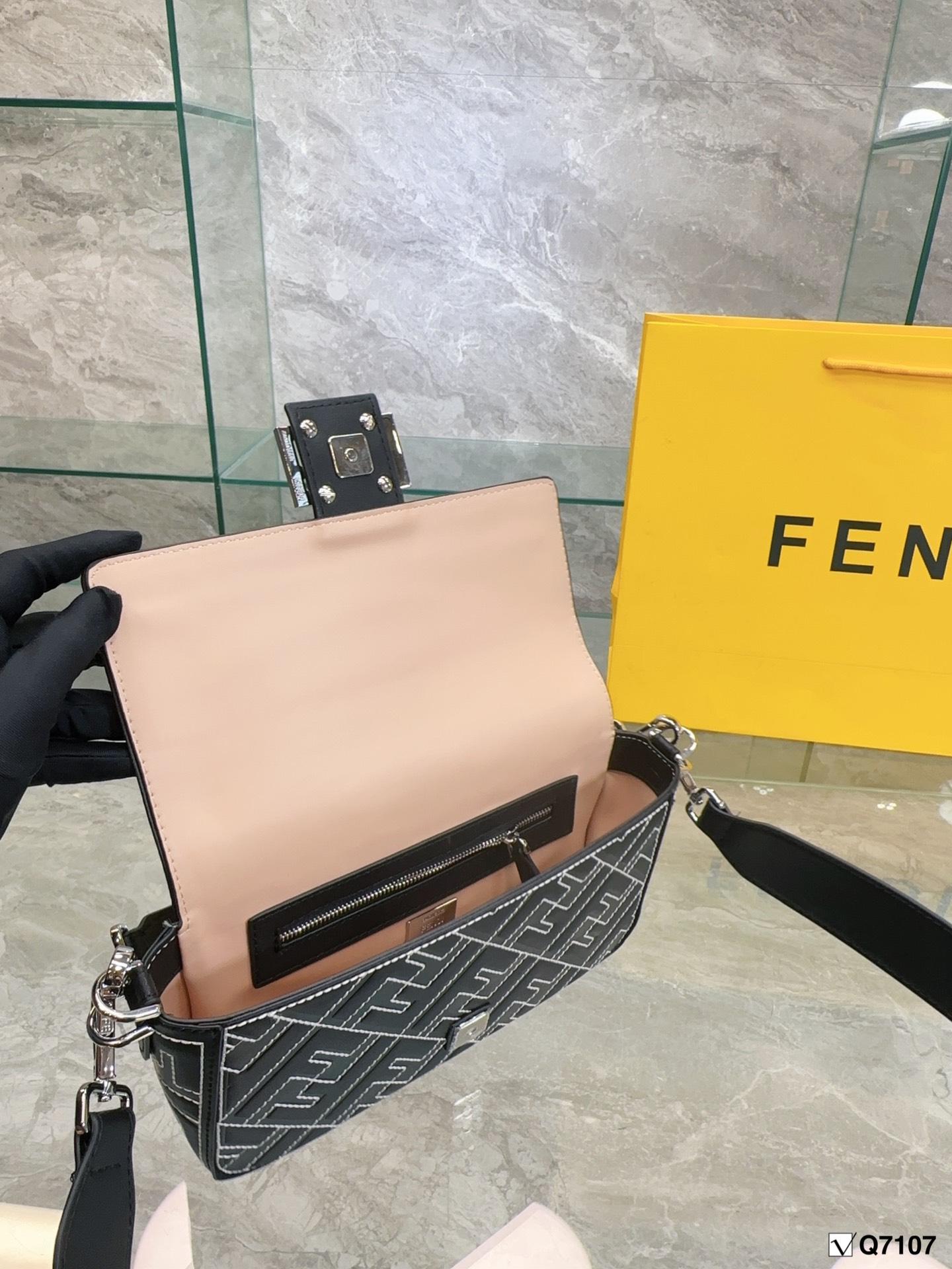 Replica Fendi Bag 26*15CM