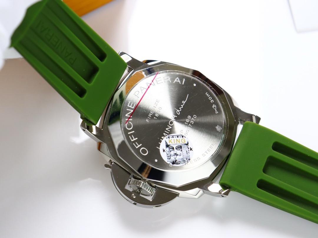 Replica Panerai Automatic Machine Watch 42MM