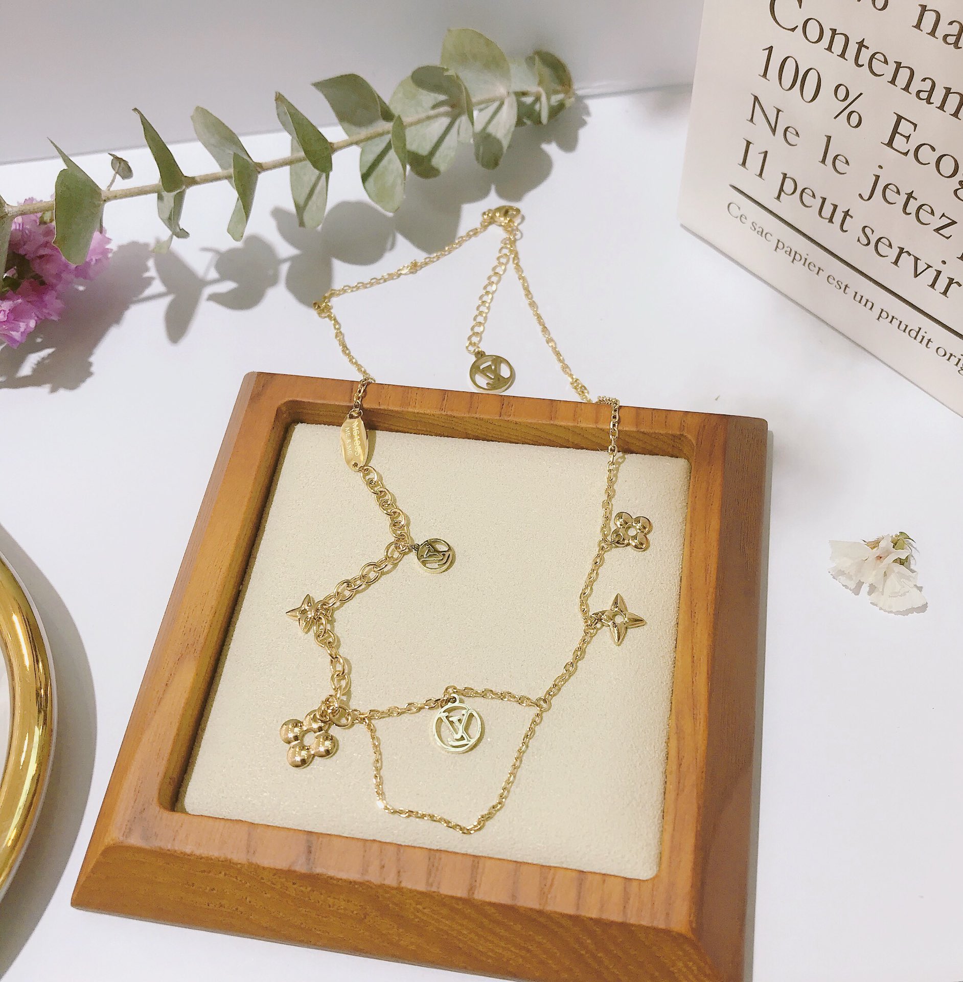 Replica LOUIS VUITTON Necklace