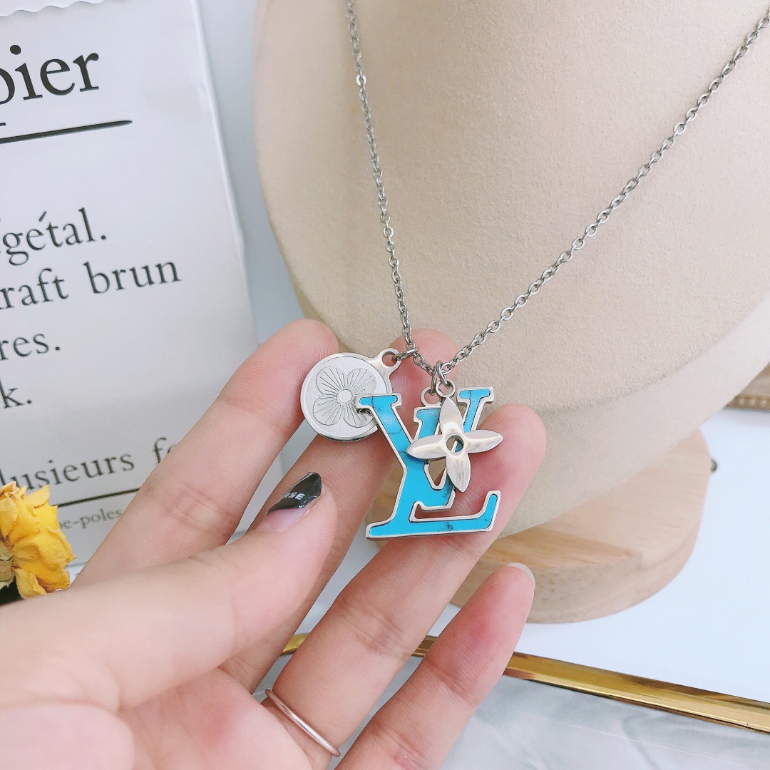 Replica LOUIS VUITTON Necklace