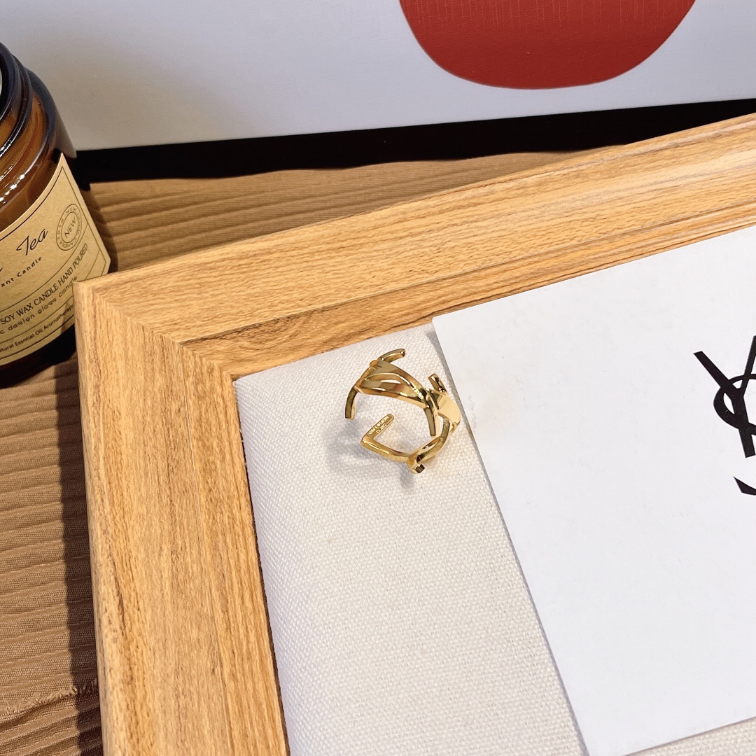 Replica YSL Ring