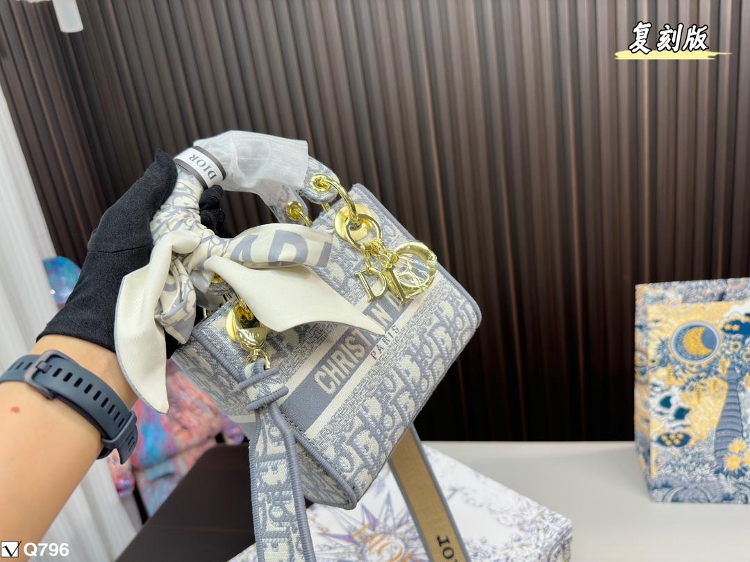 Replica Dior Bag  17*15CM/24*20CM