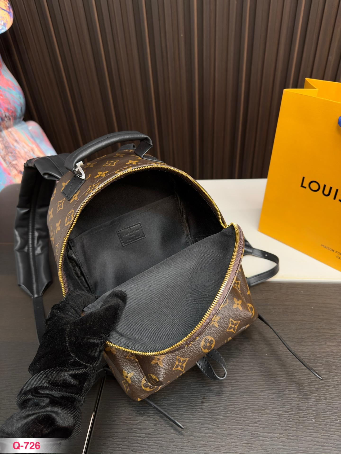 Replica Louis Vuitton Bag 20*30CM