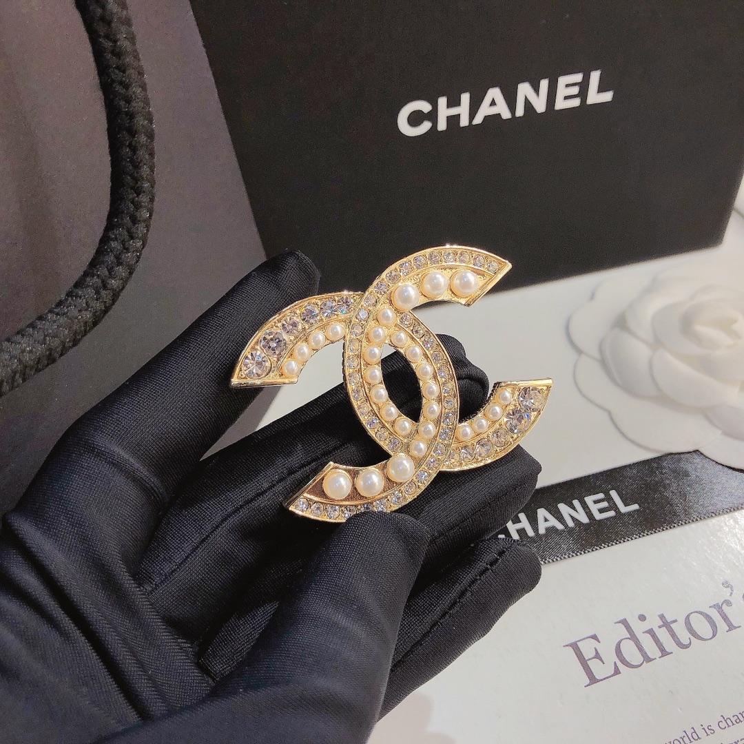 Replica CHANEL Brooch