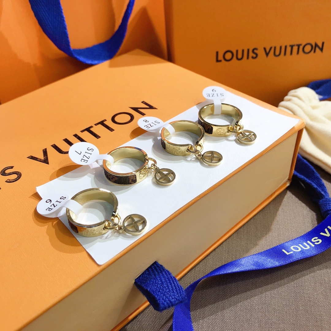 Replica LOUIS VUITTON Ring