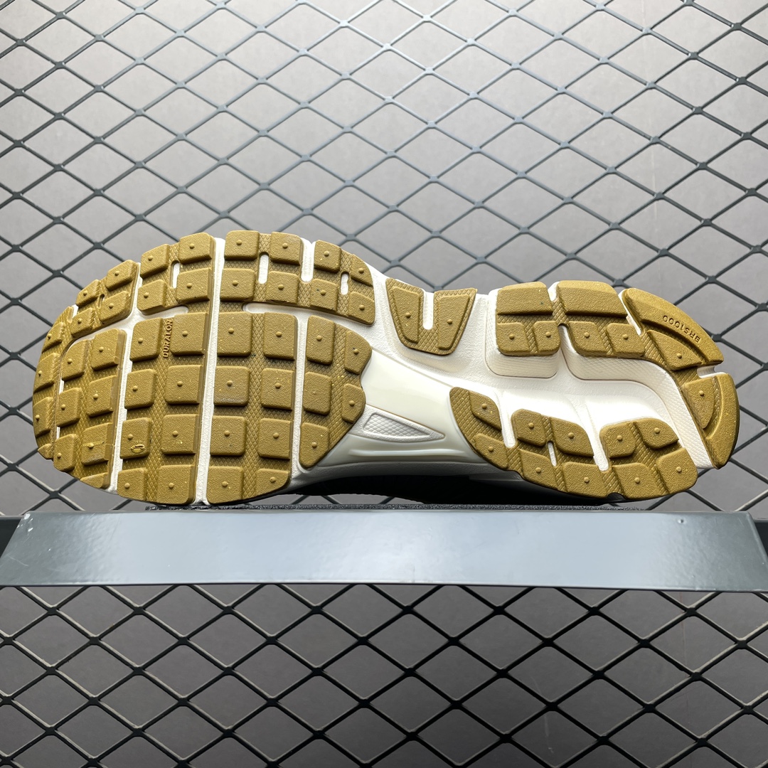 Replica Nike Shoe Nike Zoom Vomero 5 FQ6868-181 Size 36-45