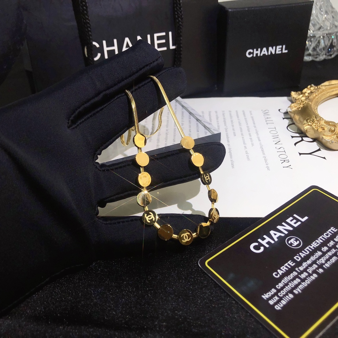Replica CHANEL Necklace