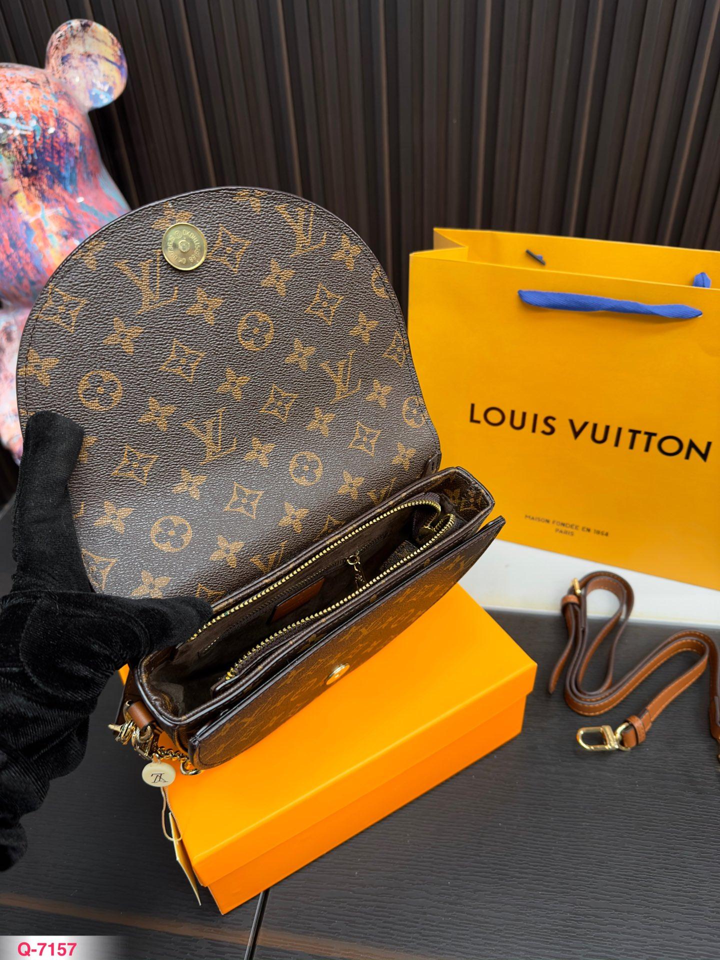 Replica Louis Vuitton Bag 20*16CM