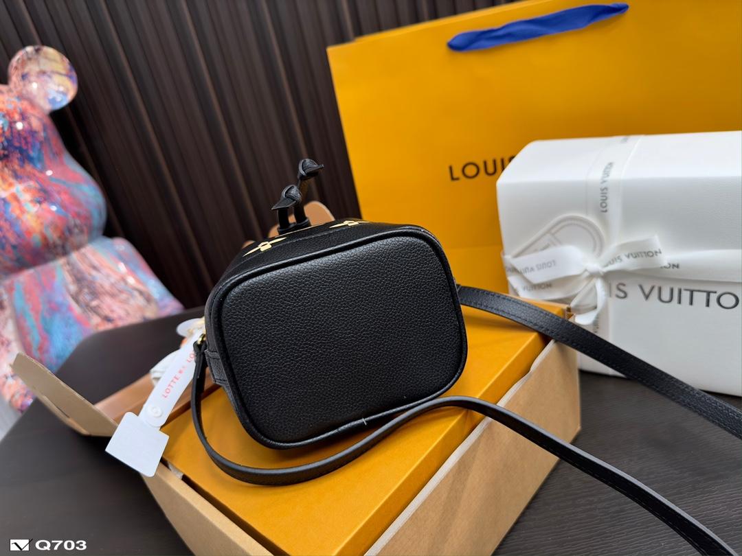 Replica Louis Vuitton Bag 13*15CM