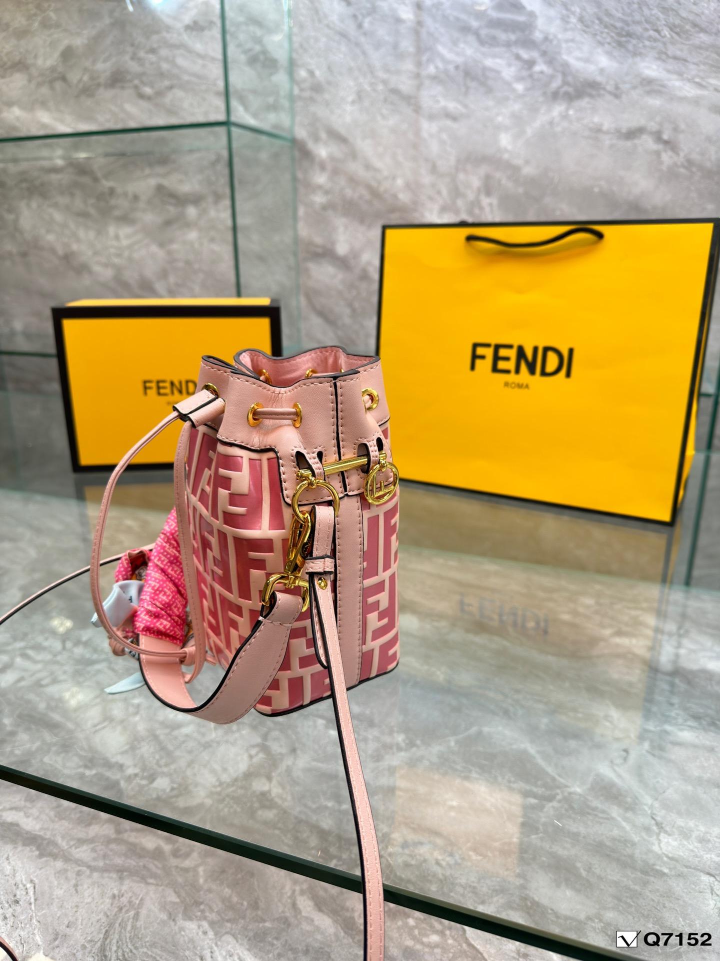 Replica Fendi Bag 15*21CM