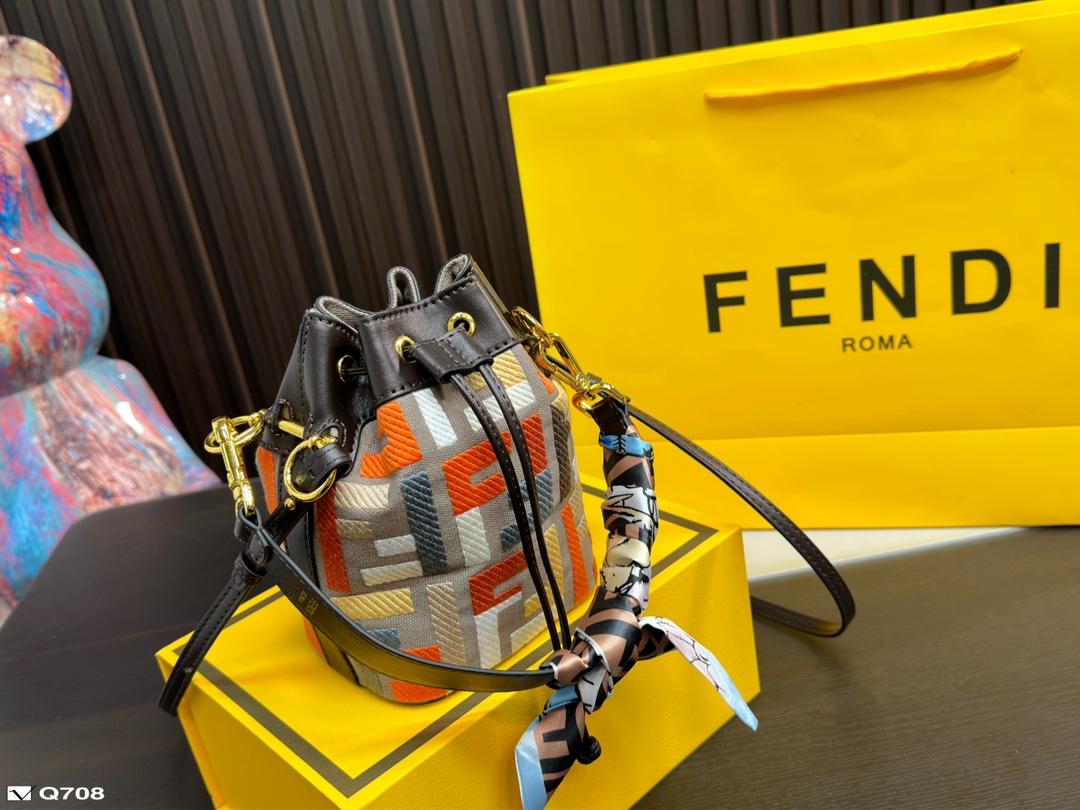 Replica Fendi Bag 12*17CM