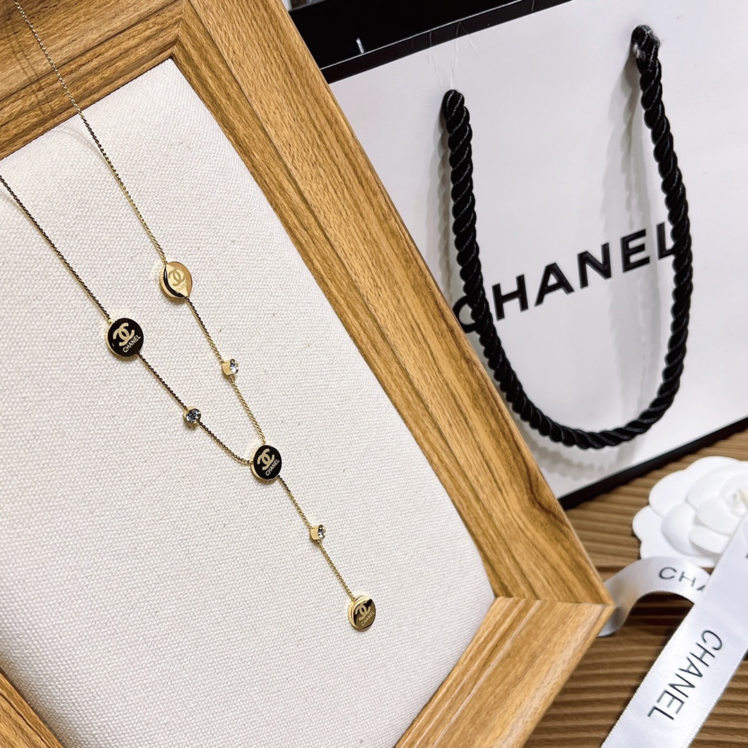 Replica CHANEL Necklace