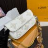 Replica Louis Vuitton Bag 11.5*22CM