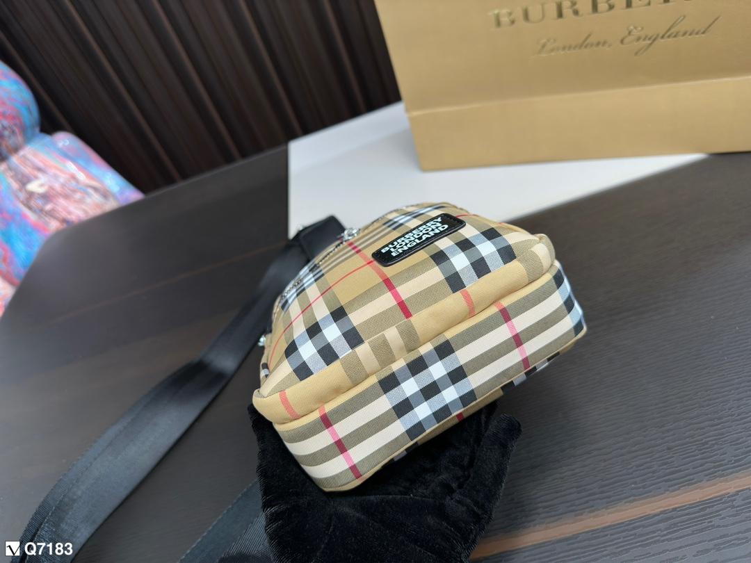 Replica Burberry Bag 15*30CM