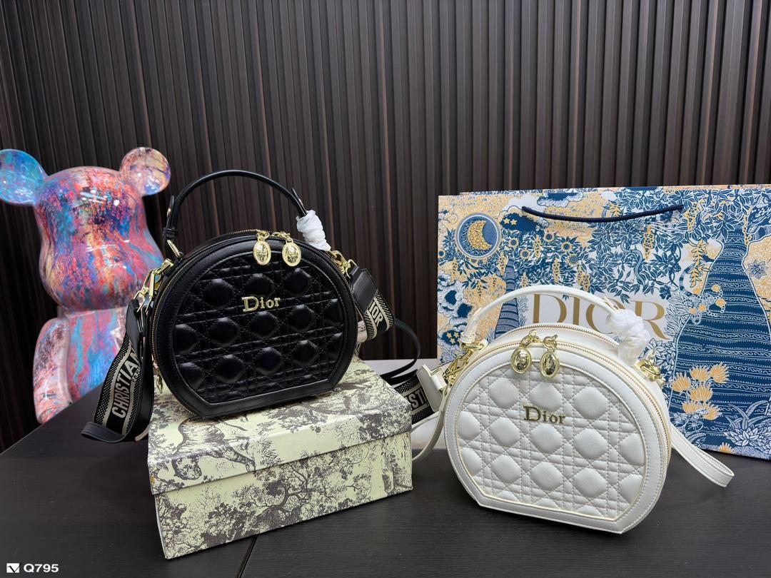 Replica Dior Bag 20*17CM