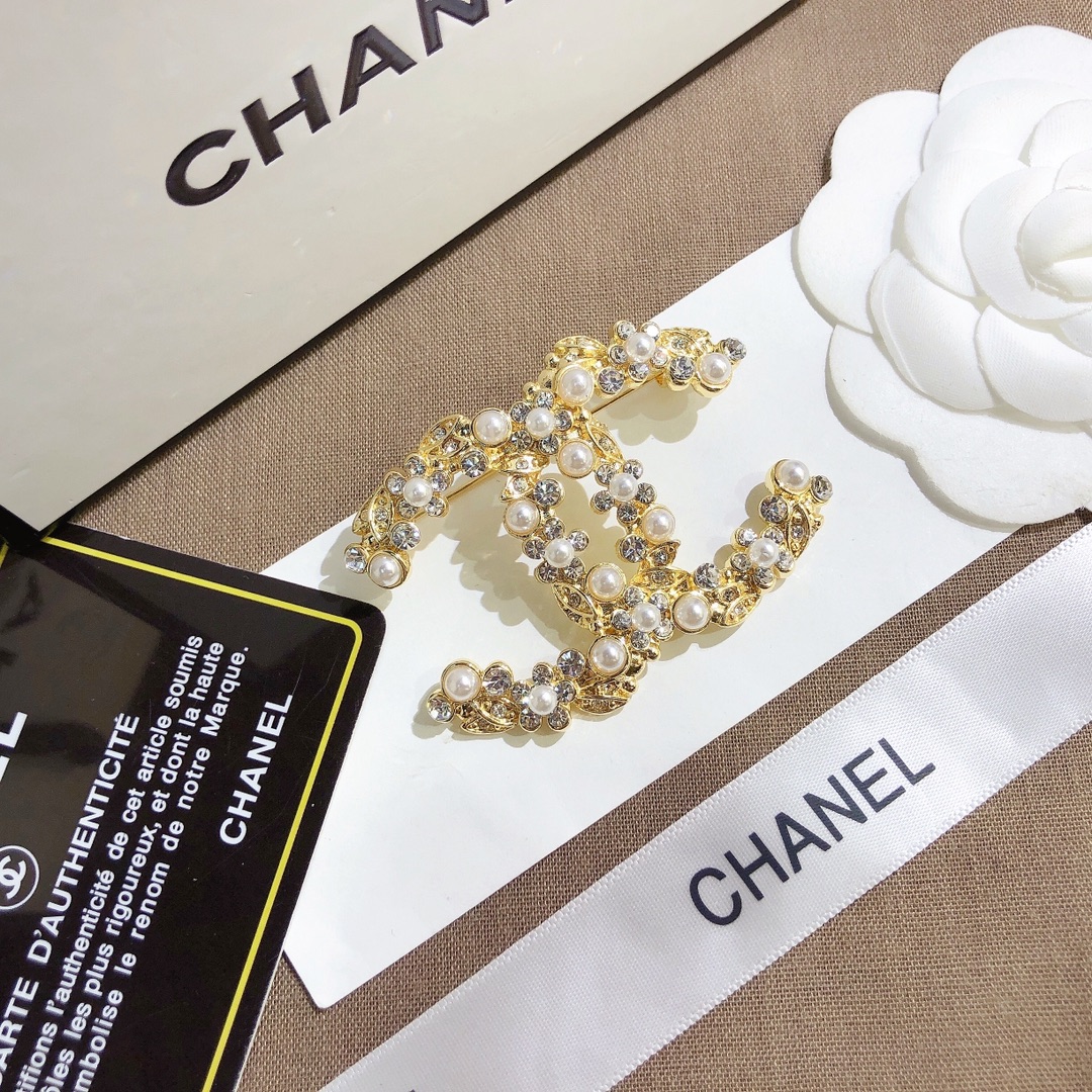 Replica CHANEL Brooch