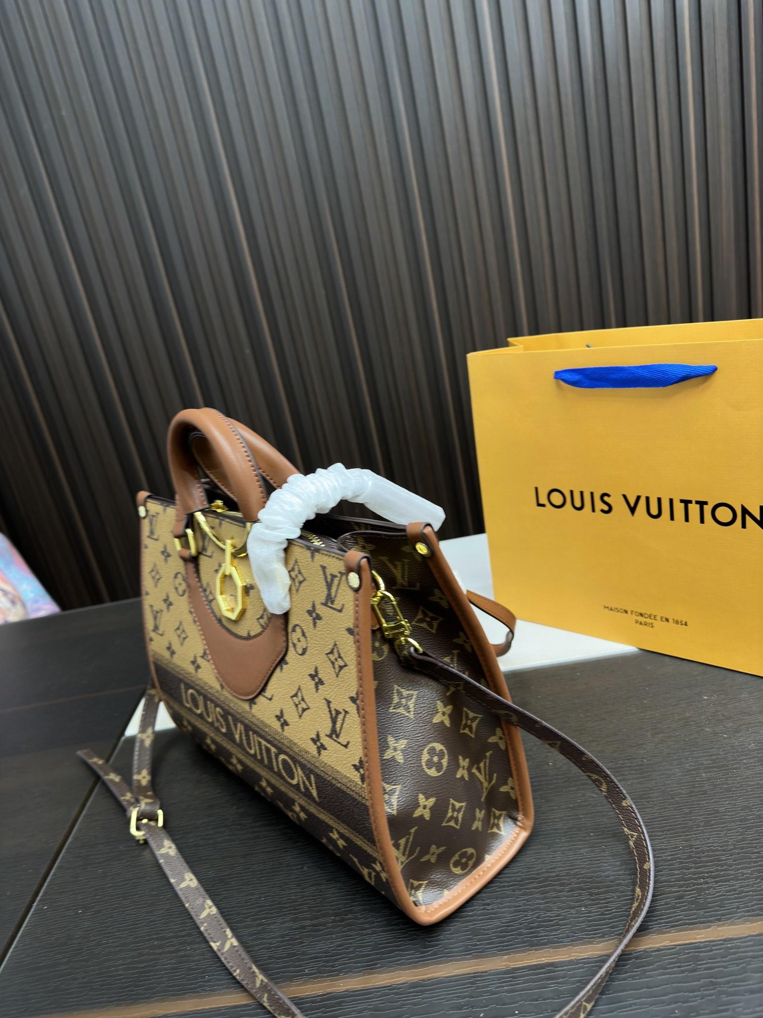 Replica Louis Vuitton Bag 31*23CM
