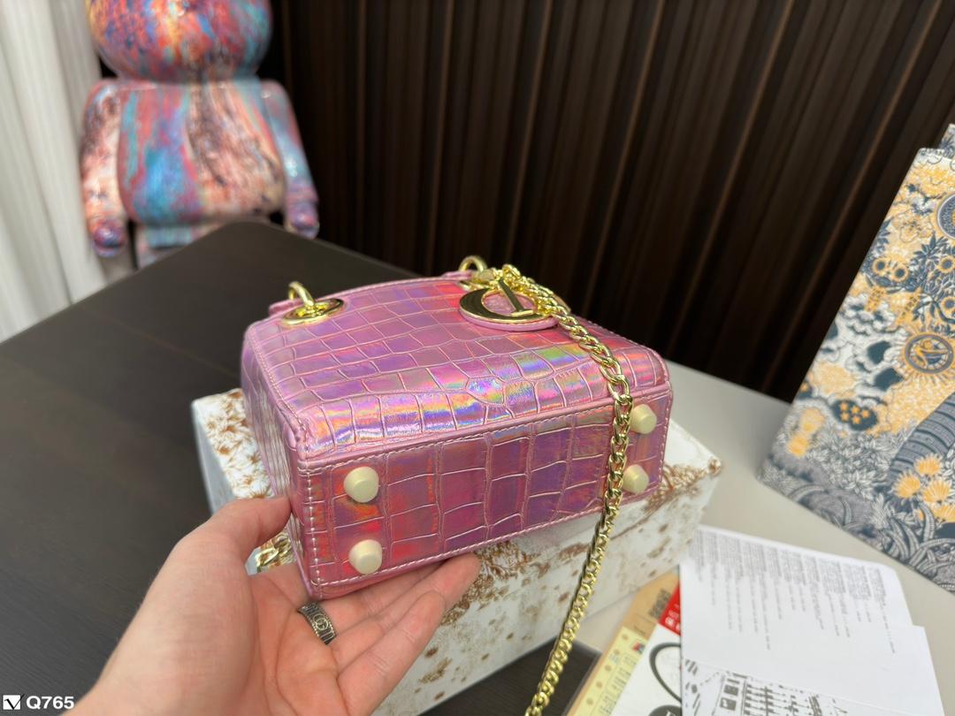 Replica Dior Bag  14*17*7CM