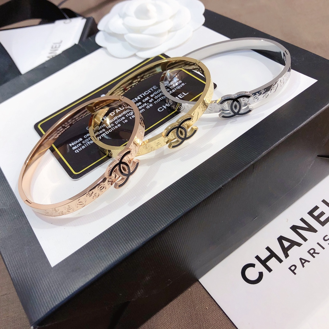 Replica CHANEL Bangle