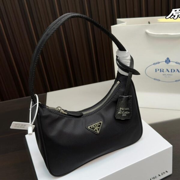 Replica Prada Bag 11*21CM