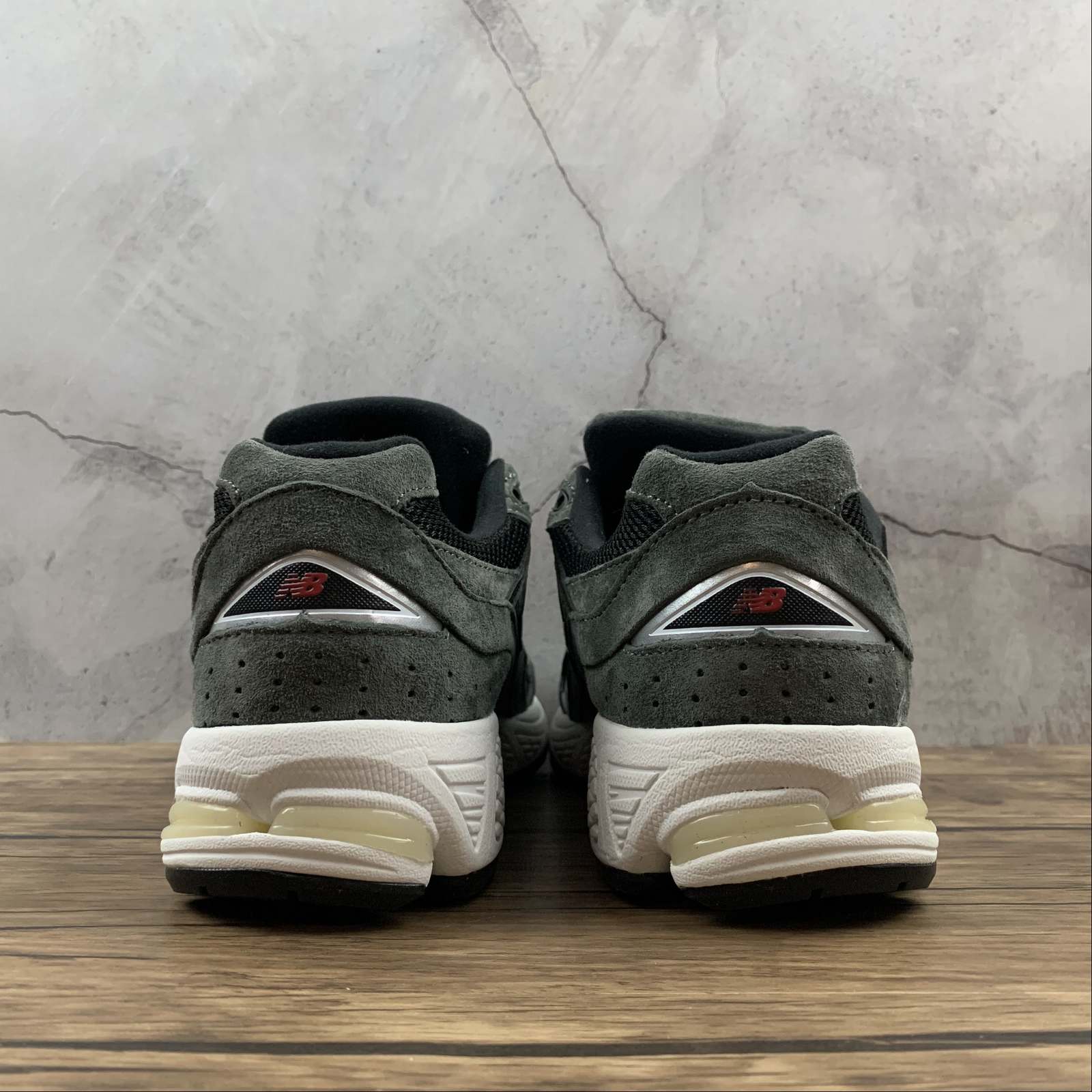 Replica New Balance Shoe New Balance NB2002  ML2002RB  36 36.5 37 38 38.5 39 40