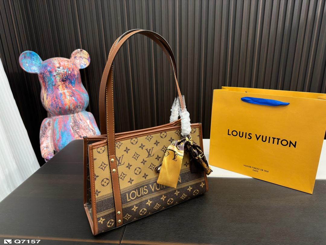 Replica Louis Vuitton Bag 32*22CM